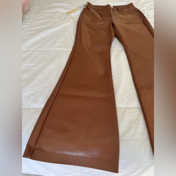 NWT ARITZIA WILFRED FREE BEATRIX FLARE PANT COGNAC VEGAN LEATHER - Picture 7 of 10